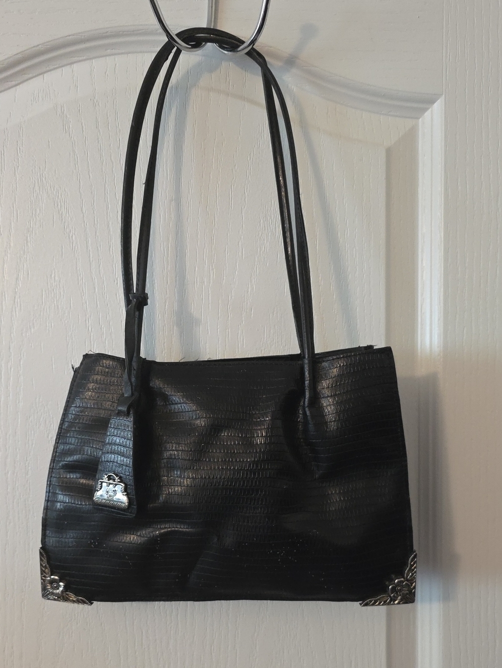 M.C. Black Women's Shoulder Bag - Classic Textured Tote
